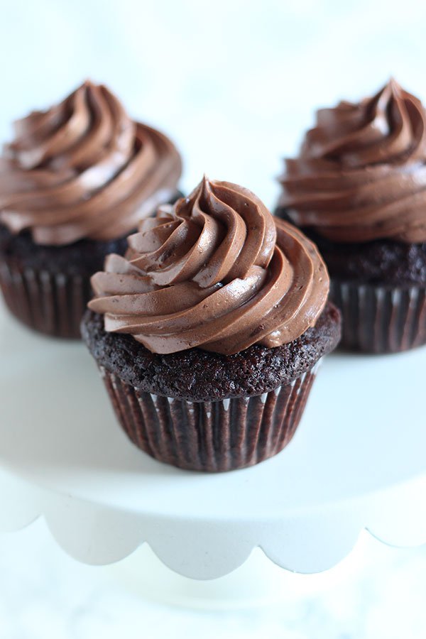best-chocolate-cupcakes-02